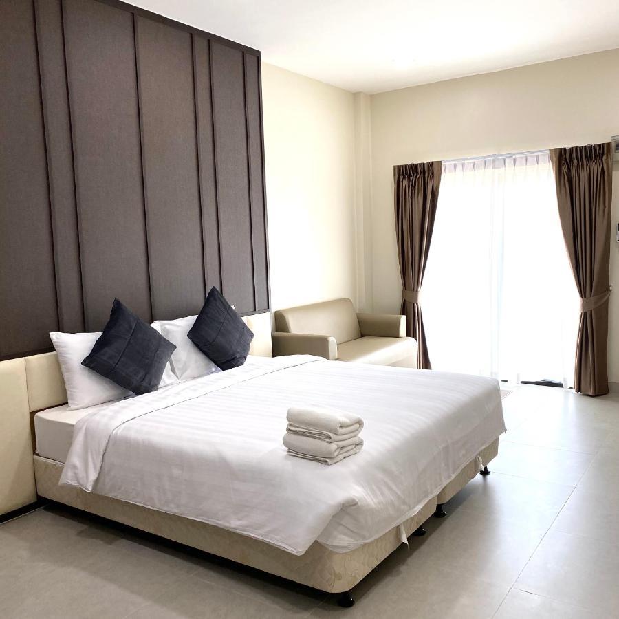 The Shade Residence Pattaya Exteriör bild